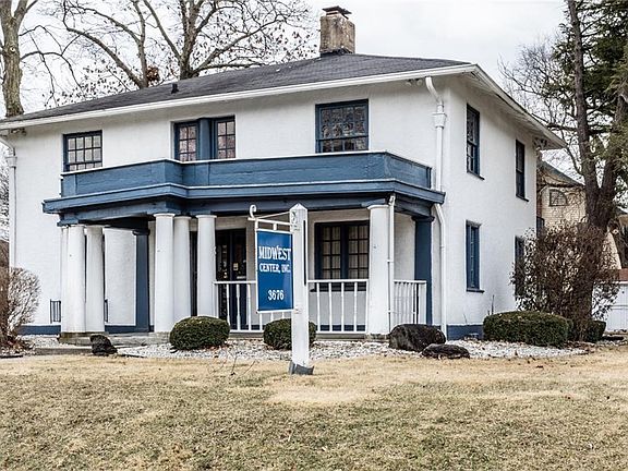 3rd image of 3676 Washington Blvd