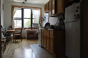 Rented by Rennit Inc.