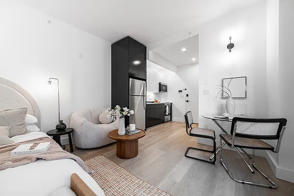 Rented by Leasing Management LLC | media 17