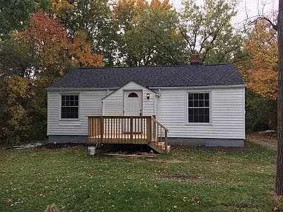 I'm looking forward to my new residents! In a couple weeks I'll have shutters and additional landscaping! Already my windows and roof have been replaced so you will be warm and dry this winter!