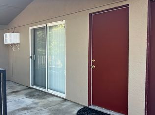 1305 W El Monte St #18, Stockton, CA 95207