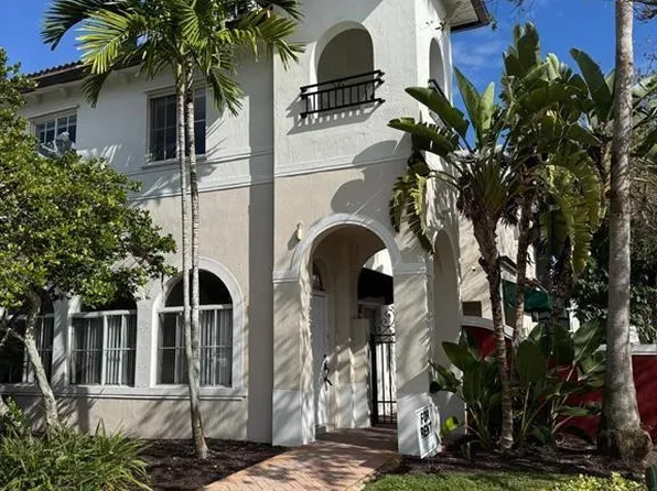 3633 NW 30th St, Fort Lauderdale, FL 33311