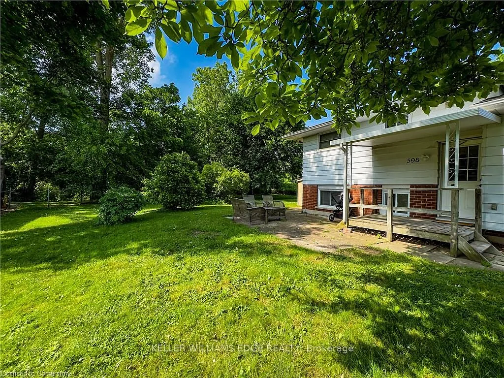 3 bed, $2,200 — Photo 3
