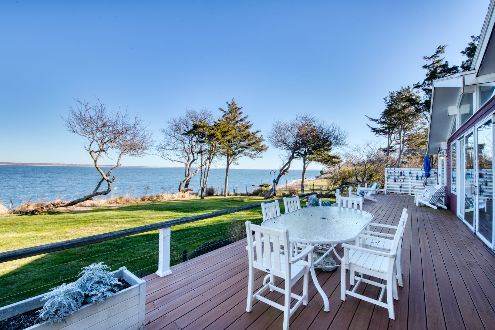  Large deck
