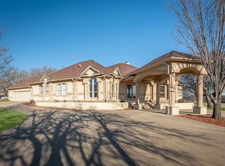 5555 Blagg Rd, Denton, TX 76208