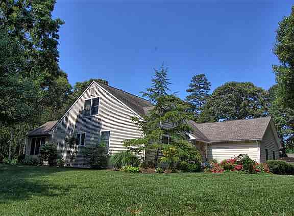 Secluded Property in Woodland Estates