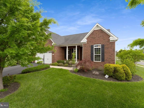 42257 Watling Ct, Chantilly, VA 20152