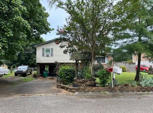 1639 Roberson Rd, Hixson, TN 37343