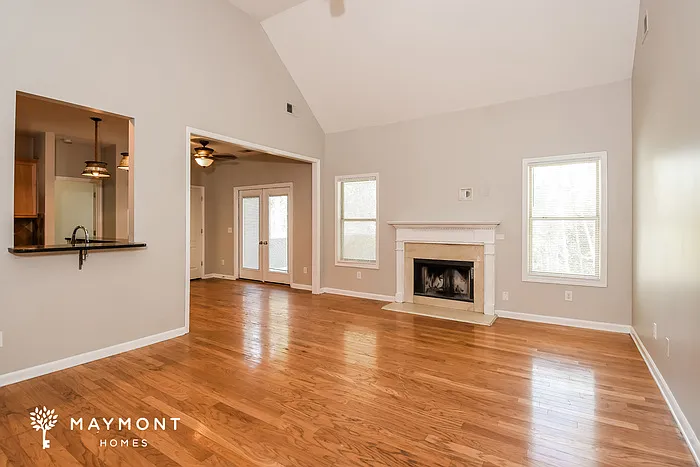 4 bed, 3.0 bath, 2794 sqft, $2,395 — Photo 4