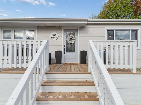 154 Forest Rd, Cambridge, ON N1S 3B8