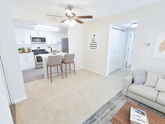 3rd image of 8201 Henry Ave #1B-1Ba-800Sqft