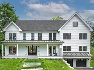 1 Briarcliff Rd, Larchmont, NY 10538