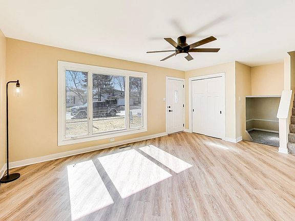 3rd image of 54 Bonds Dr