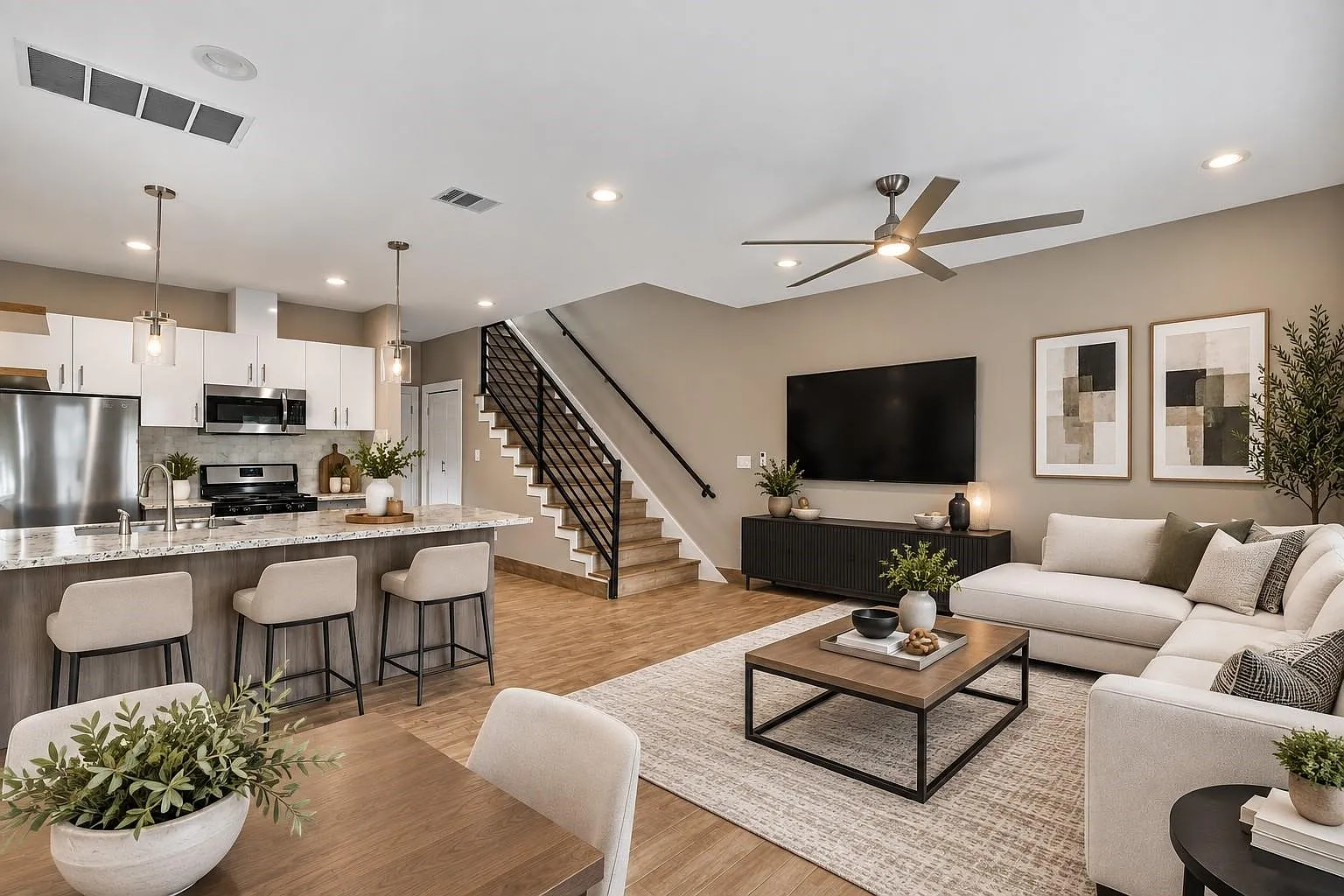 3 bed, 2.5 bath, 1339 sqft, $2,200 — Photo 3