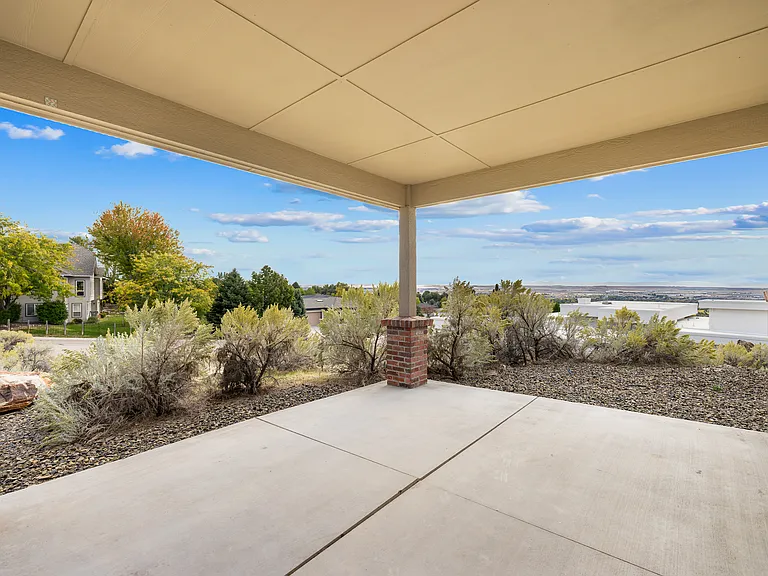 1673 S Ridge Point Pl — Photo 31