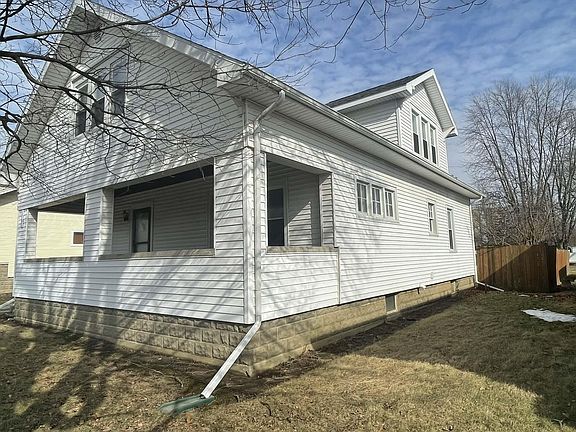 3rd image of 333 S Main St