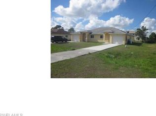 870 Eisenhower Blvd, Lehigh Acres, FL 33974