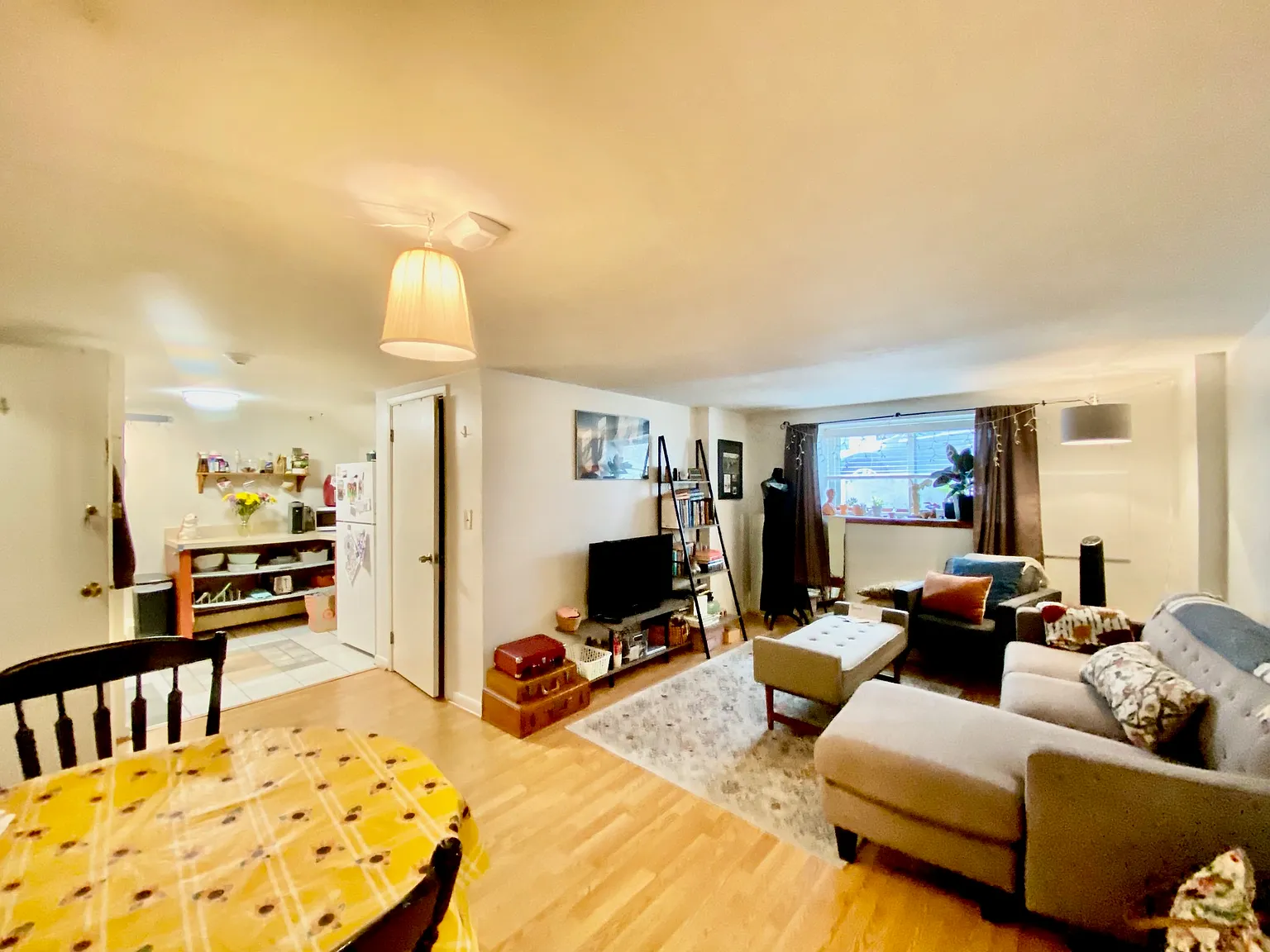 1 bed, 510 sqft, $2,100 — Photo 2