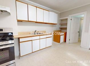 101 Sanford St APT A, Bangor, ME 04401