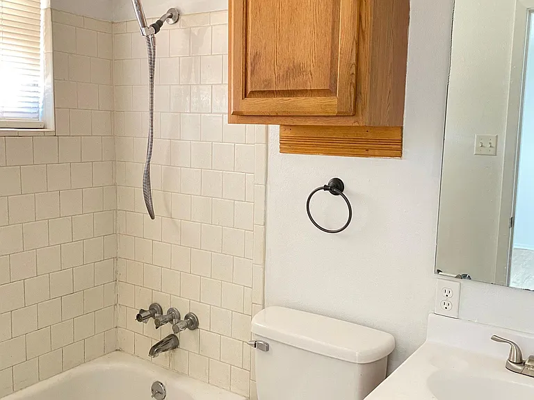 285 Nottingham Trl — Photo 12
