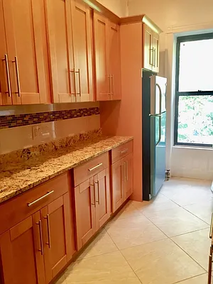 Rented by Rapid Realty Cobble Hill | media 29