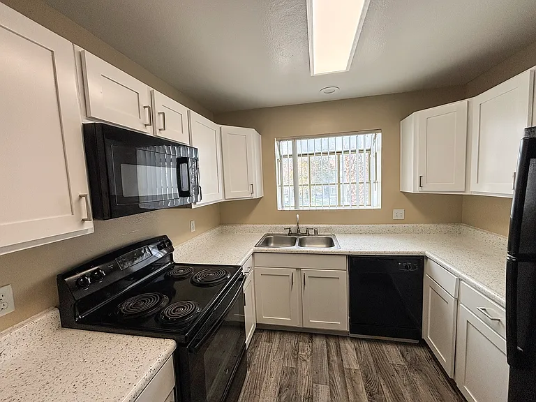 Canyon View — Photo 121