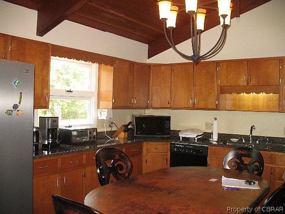 5th image of 3865 Kingswood Ln