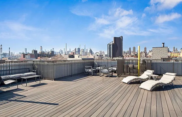 Rented by Luxhome LLC | media 18