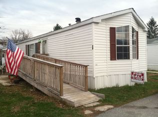 16 Gregory Cir, Honey Brook, PA 19344