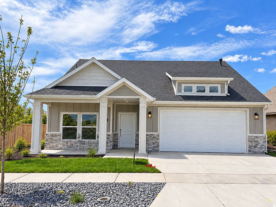 1st image of 143 N 1275 W #113