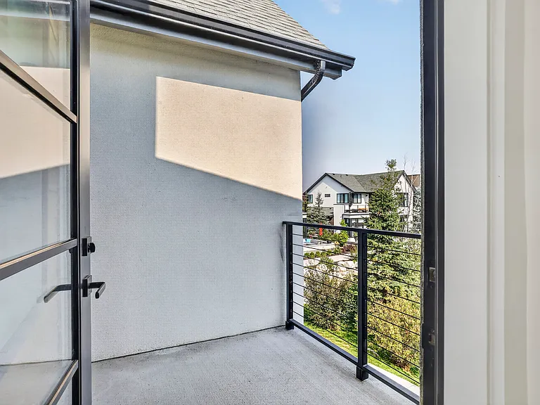 2100 E Island Cove Ln — Photo 18
