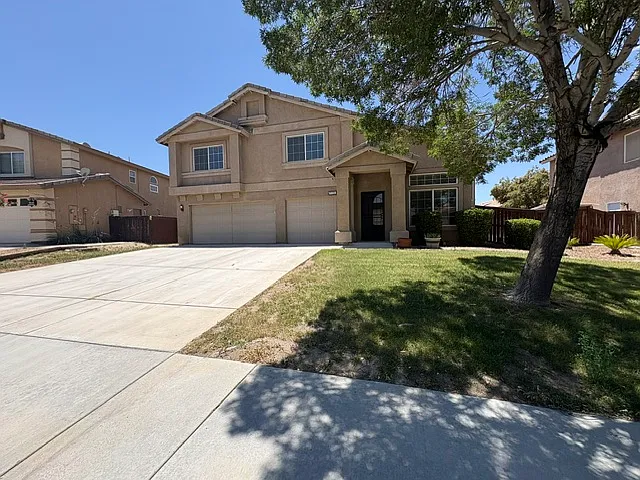 14848 Grasshopper Ct — Photo 1