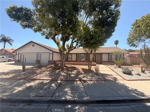 1515 Tabor Hill Ct, San Jacinto, CA 92583