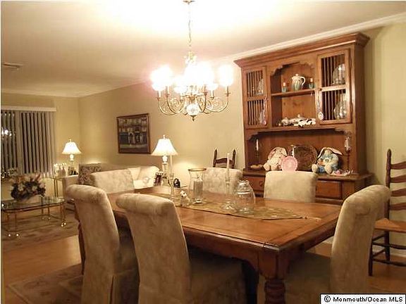 2nd image of 1269 Argyll Circle #B
