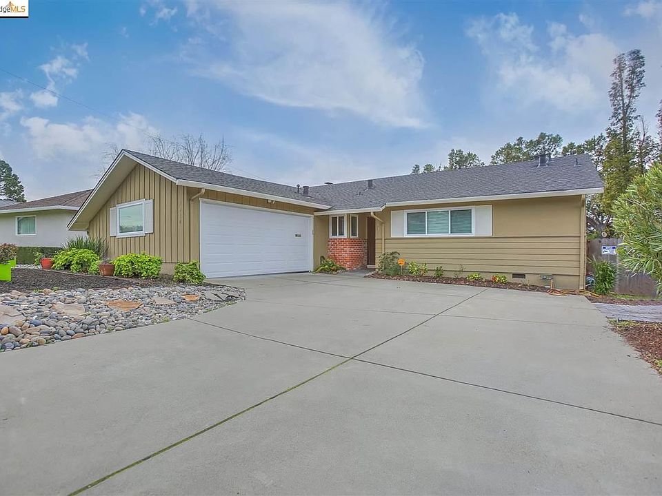 1st image of 4914 Sweetwood Dr