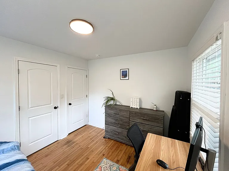 1116 E Geer St #A — Photo 17