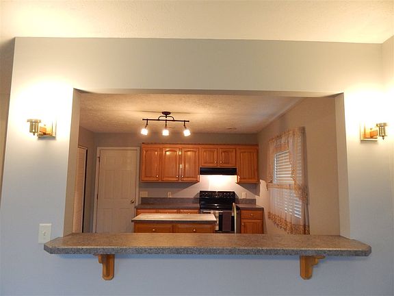 5th image of 6329 N Green Hills Est