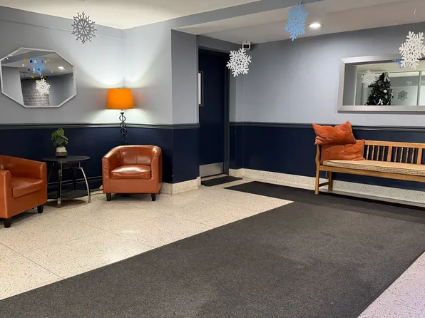 151-05 Cross Island Parkway image 22 of 29