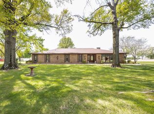 1104 Old Baldwin Rd, New Athens, IL 62264