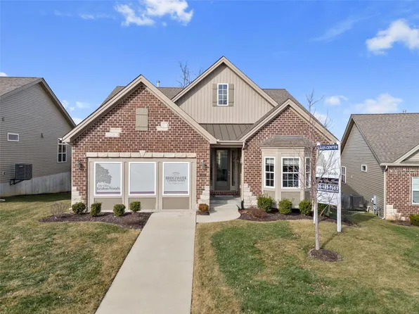 203 Keaton Woods Dr, O'Fallon, MO 63368