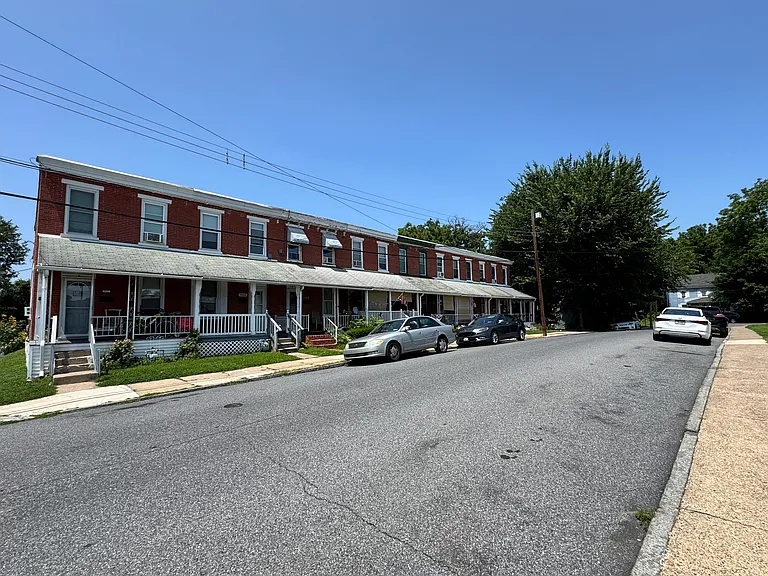 1016 Hill St — Photo 20