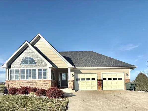 25687 Magnolia Cir, Maryville, MO 64468