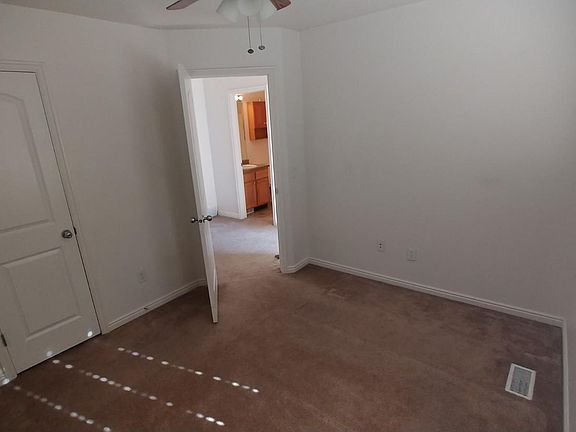 5th image of 1640 W Big Oak Dr #1640