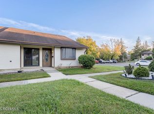 47 Wild Turkey Way UNIT E, Manalapan, NJ 07726