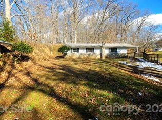 4904 Crabtree Mountain Rd, Clyde, NC 28721