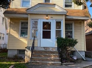 9 Parkview Ter, Newark, NJ 07112