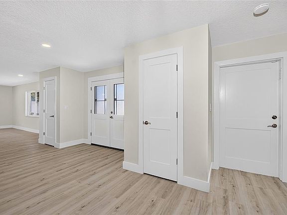 5th image of 1225 HOFFNER AVENUE