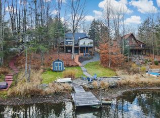 211 Deerfield Rd, Lake Ariel, PA 18436