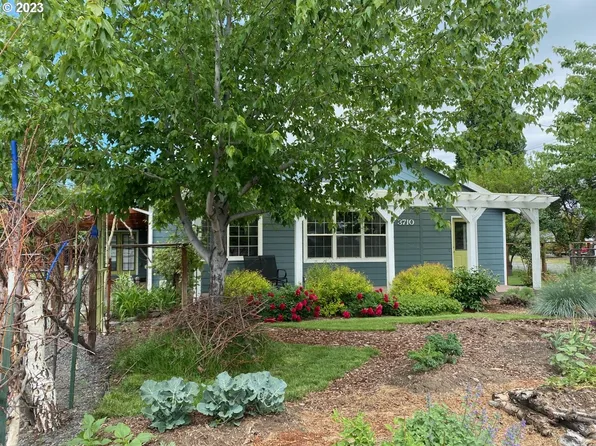 3710 Baker St, Baker City, OR 97814