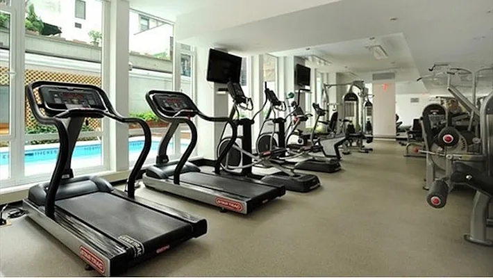Rented by Anchor Associates | media 15